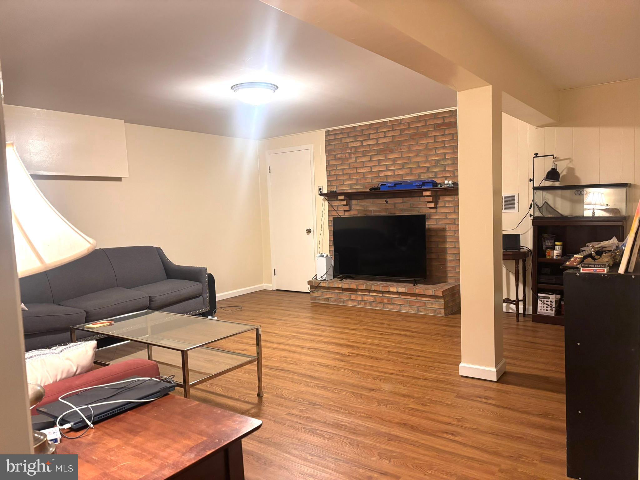 THE HILL - Residential