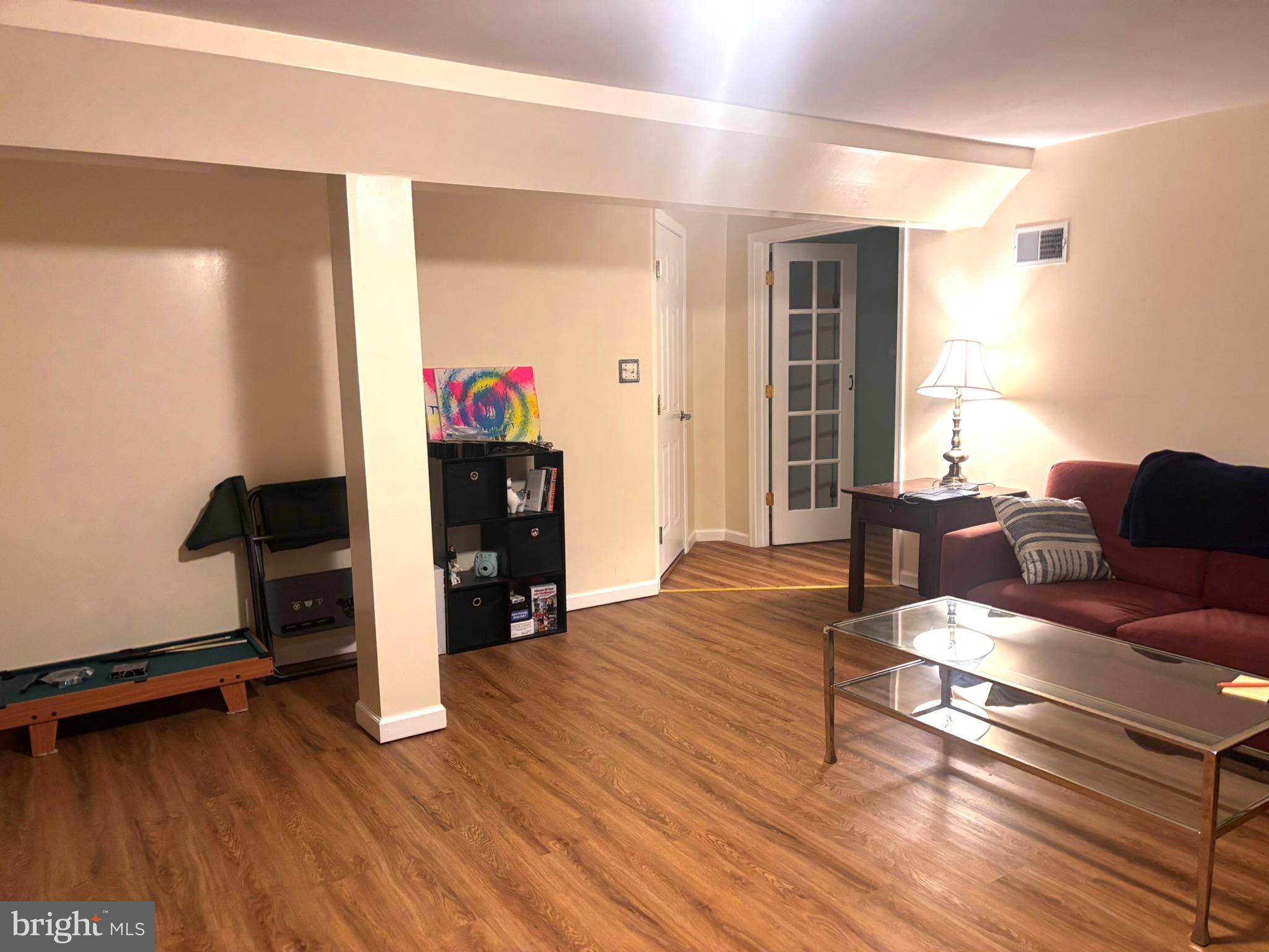 THE HILL - Residential