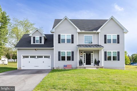 42 MEADOW ROAD COLLEGEVILLE PA 19426