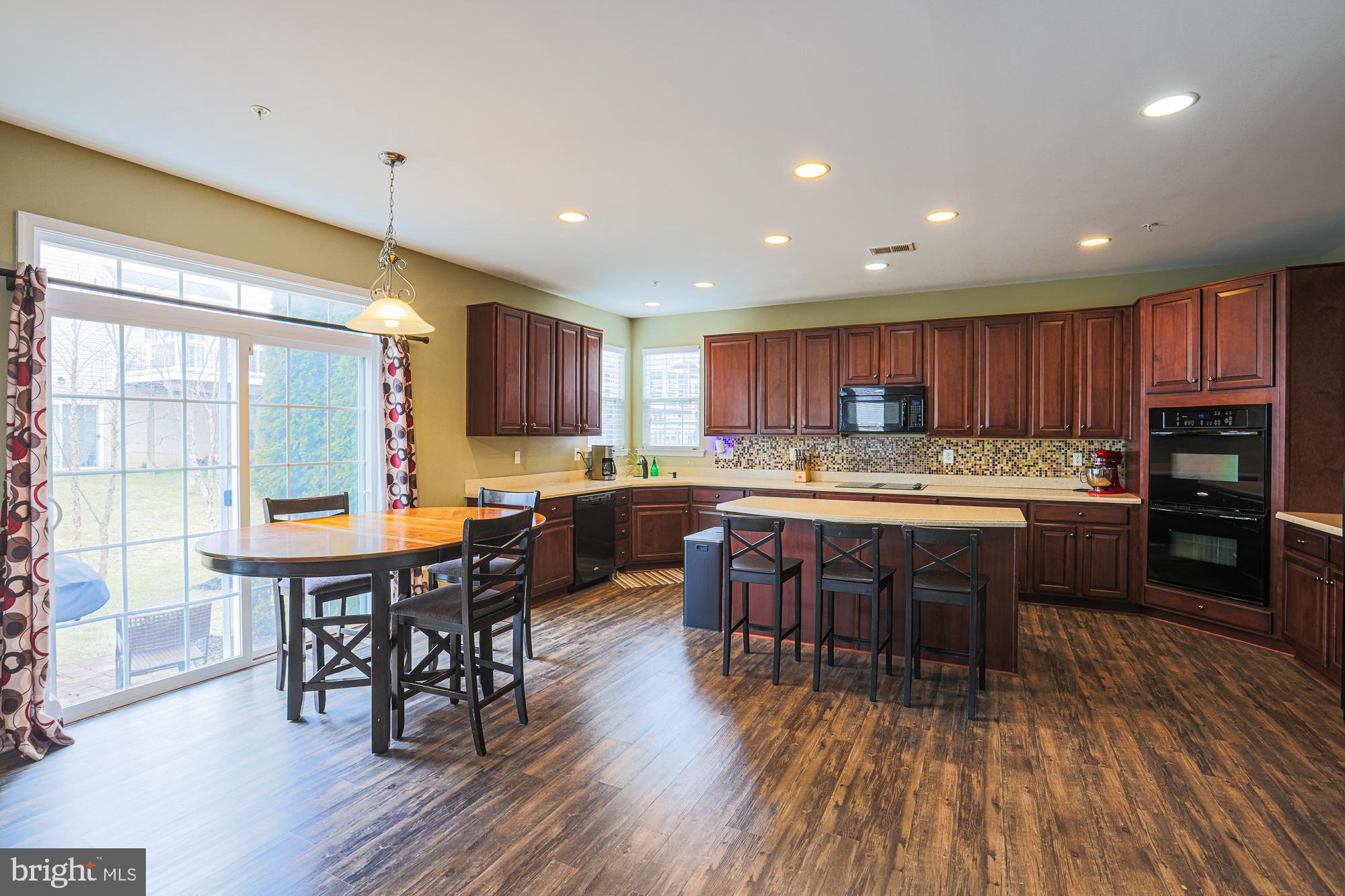 THE PARKE AT MOUNT WASHINGTON - Residential