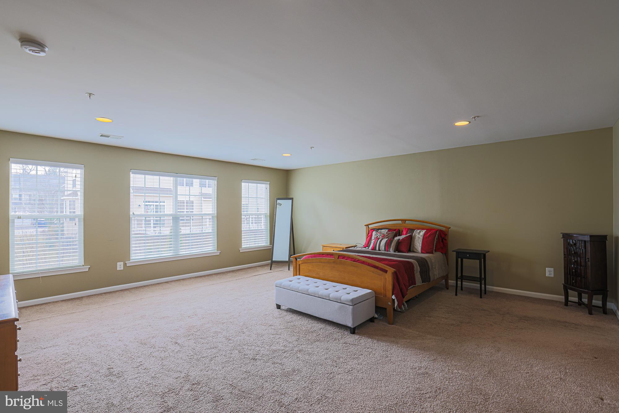 THE PARKE AT MOUNT WASHINGTON - Residential