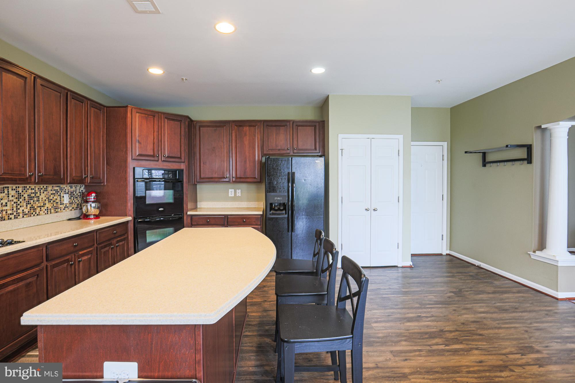 THE PARKE AT MOUNT WASHINGTON - Residential