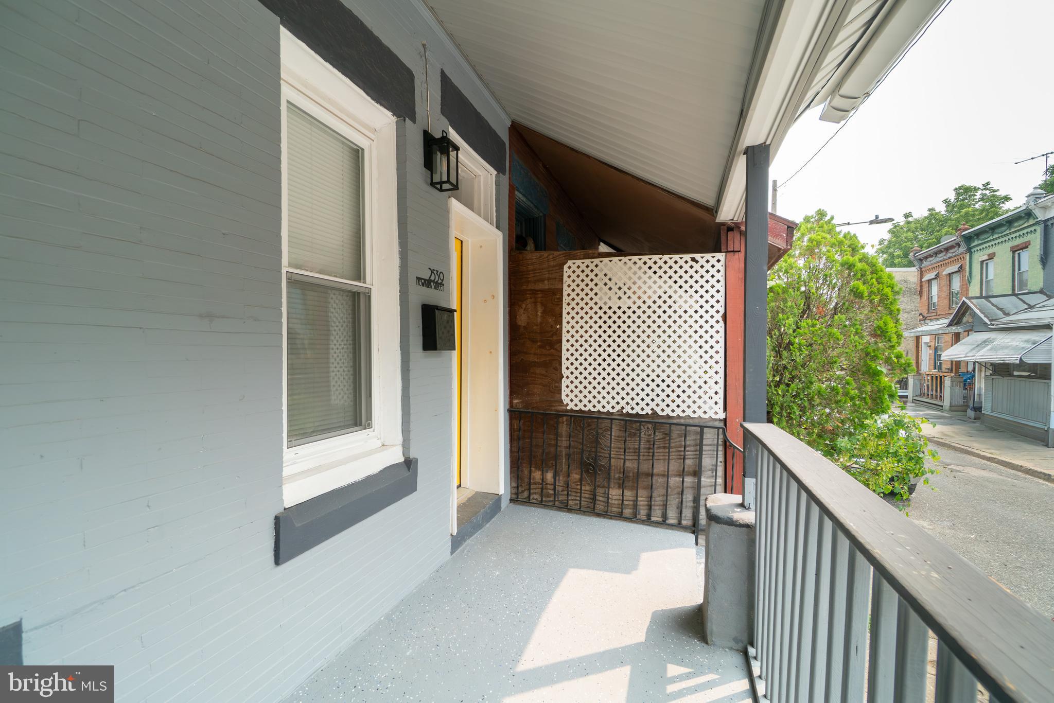 2539 N NEWKIRK STREET