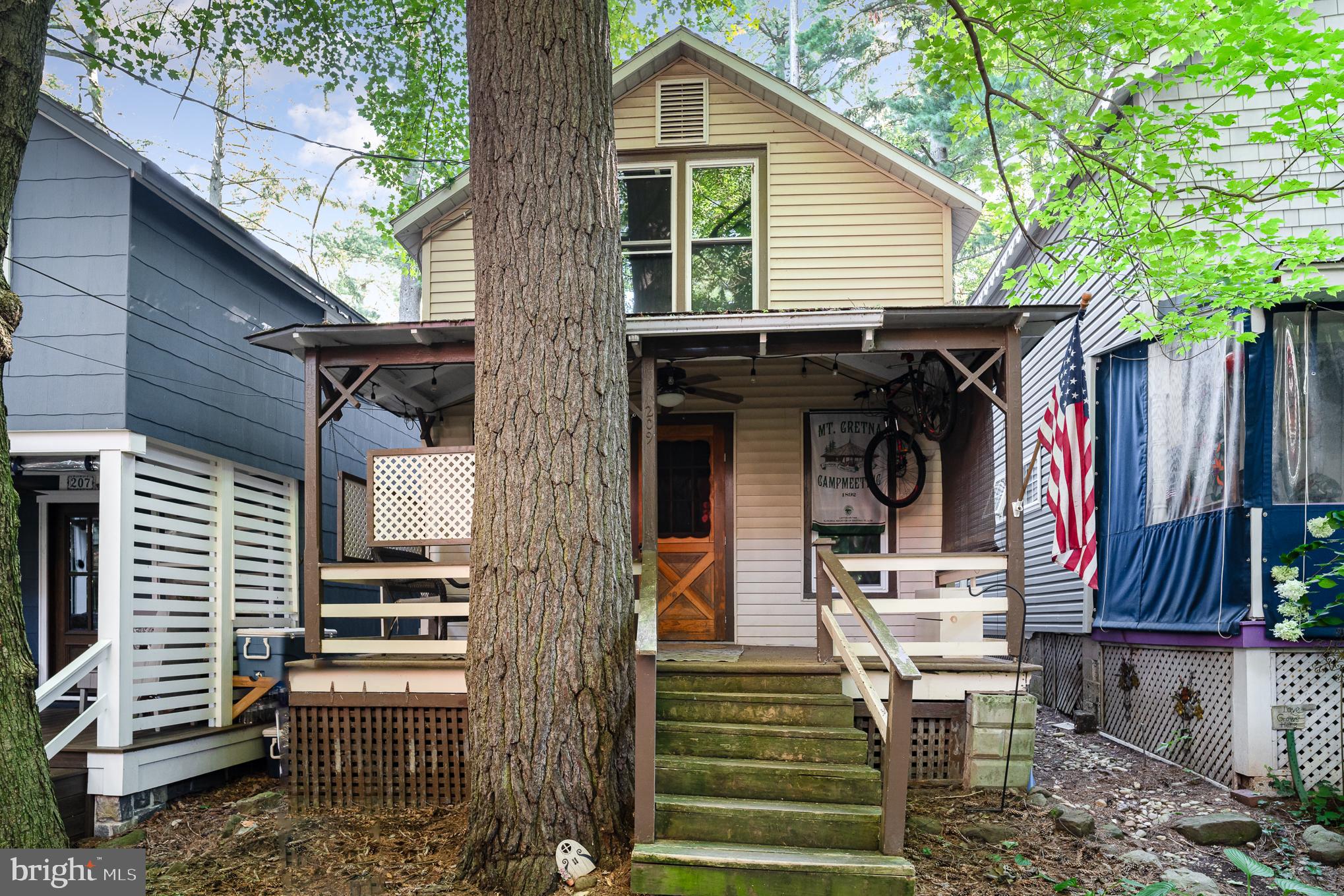 MT. GRETNA CAMPMEETING - Residential