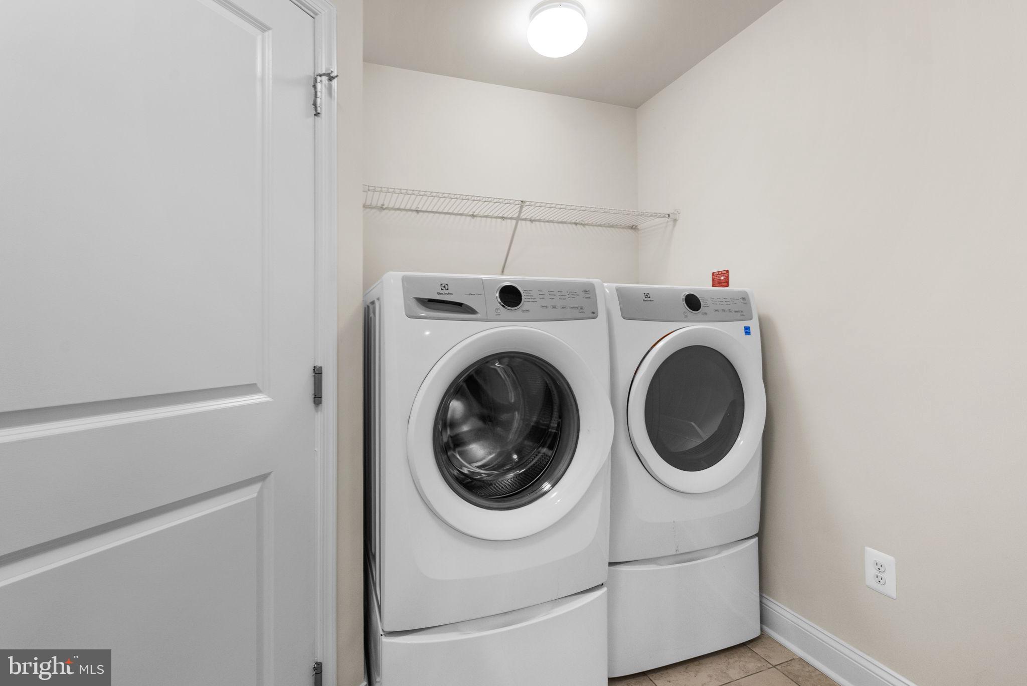 OXFORD SQUARE - Residential