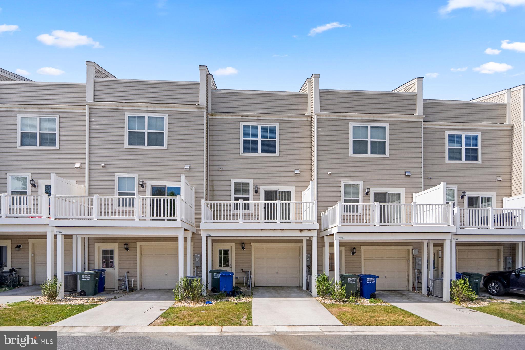 OXFORD SQUARE - Residential