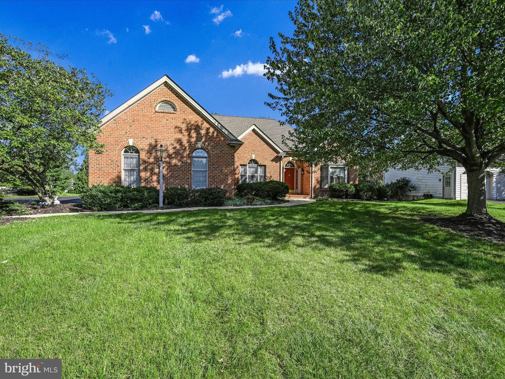 Photo of 2942 Hearthside Lane, Lancaster, PA 17601 (MLS # PALA2058528)