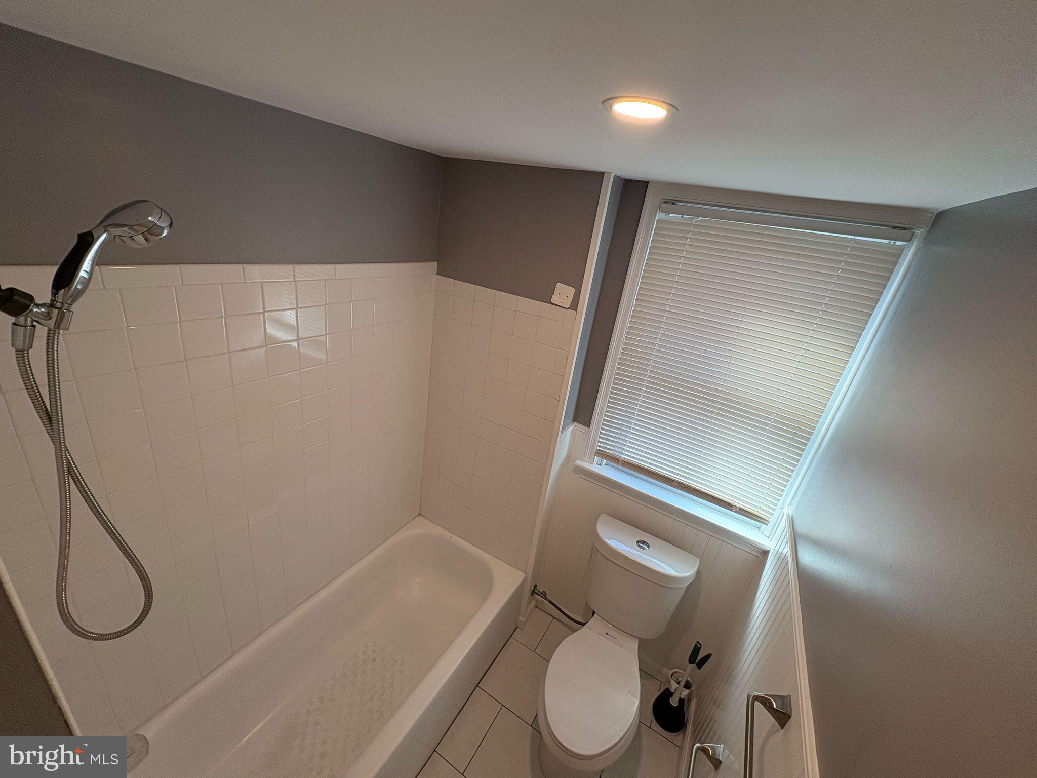 CEDARBROOK - Residential Lease