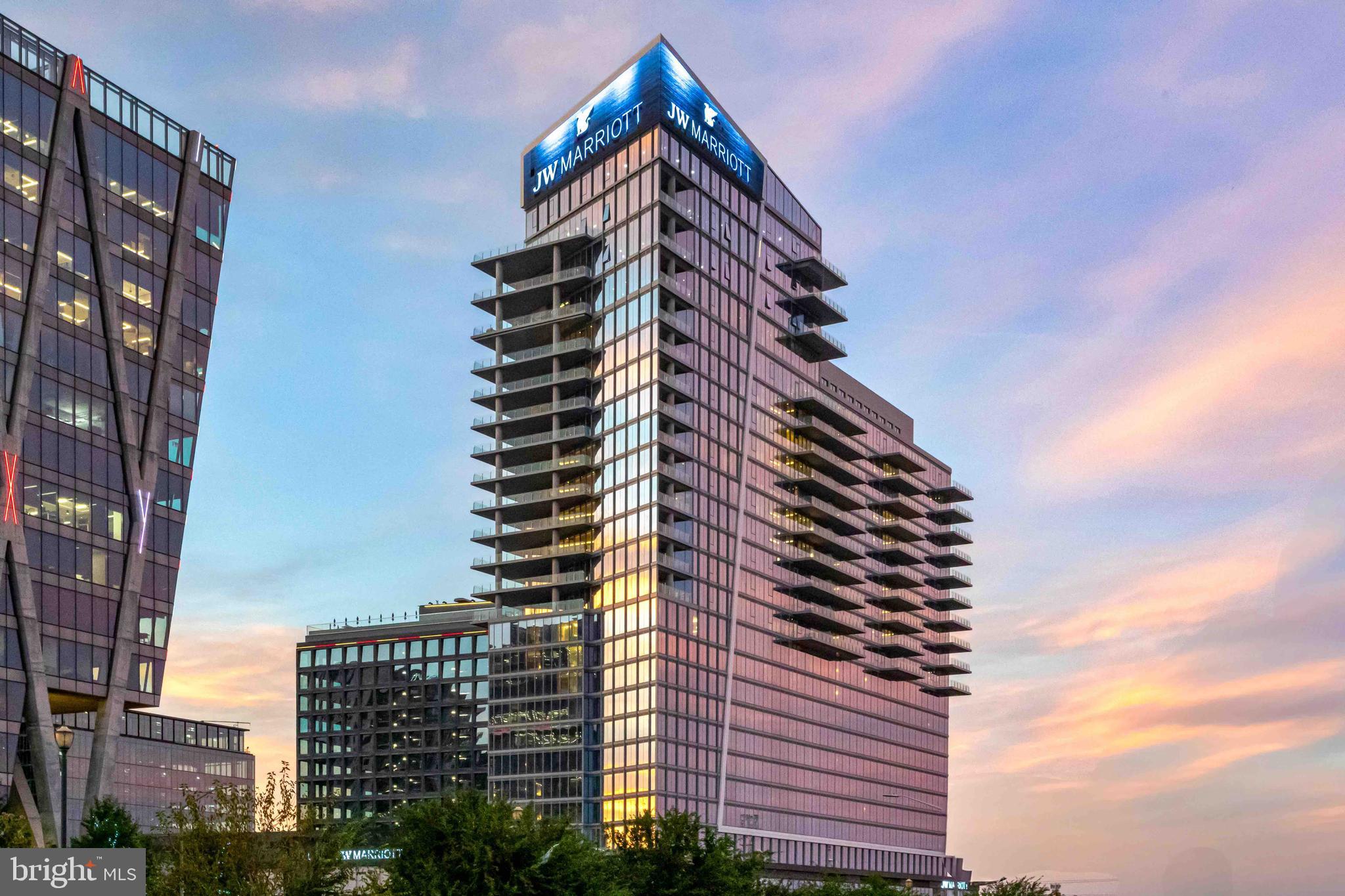 RESTON - Residential