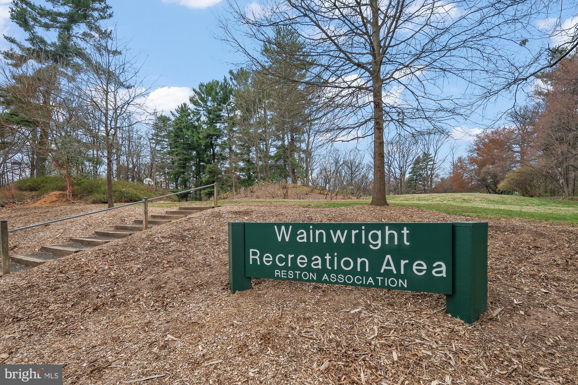 RESTON - Residential