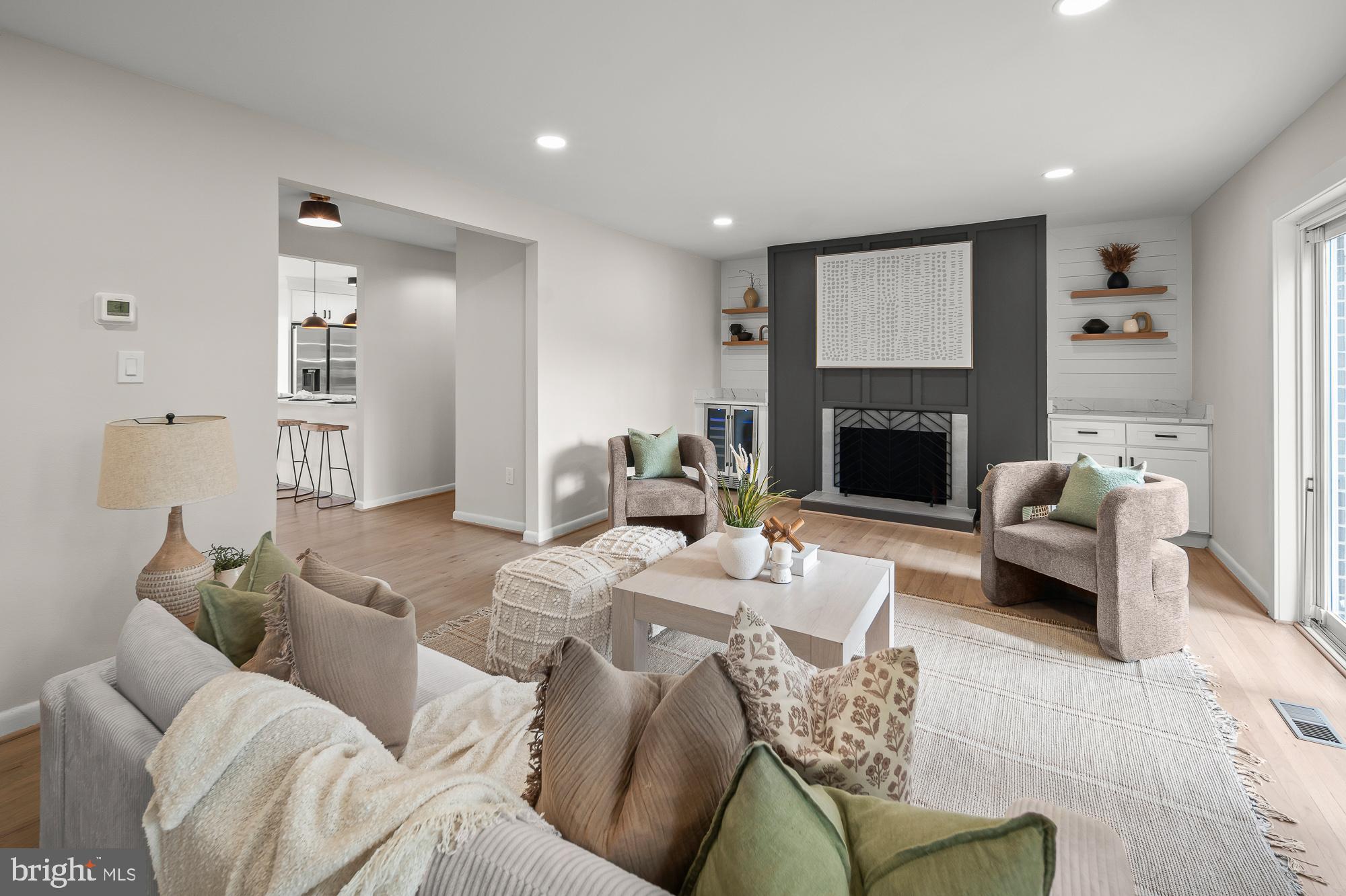 RESTON - Residential