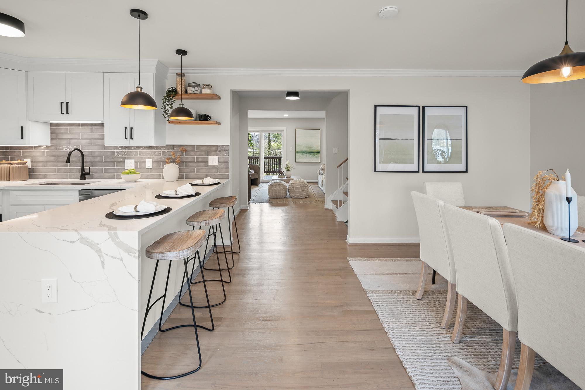 RESTON - Residential