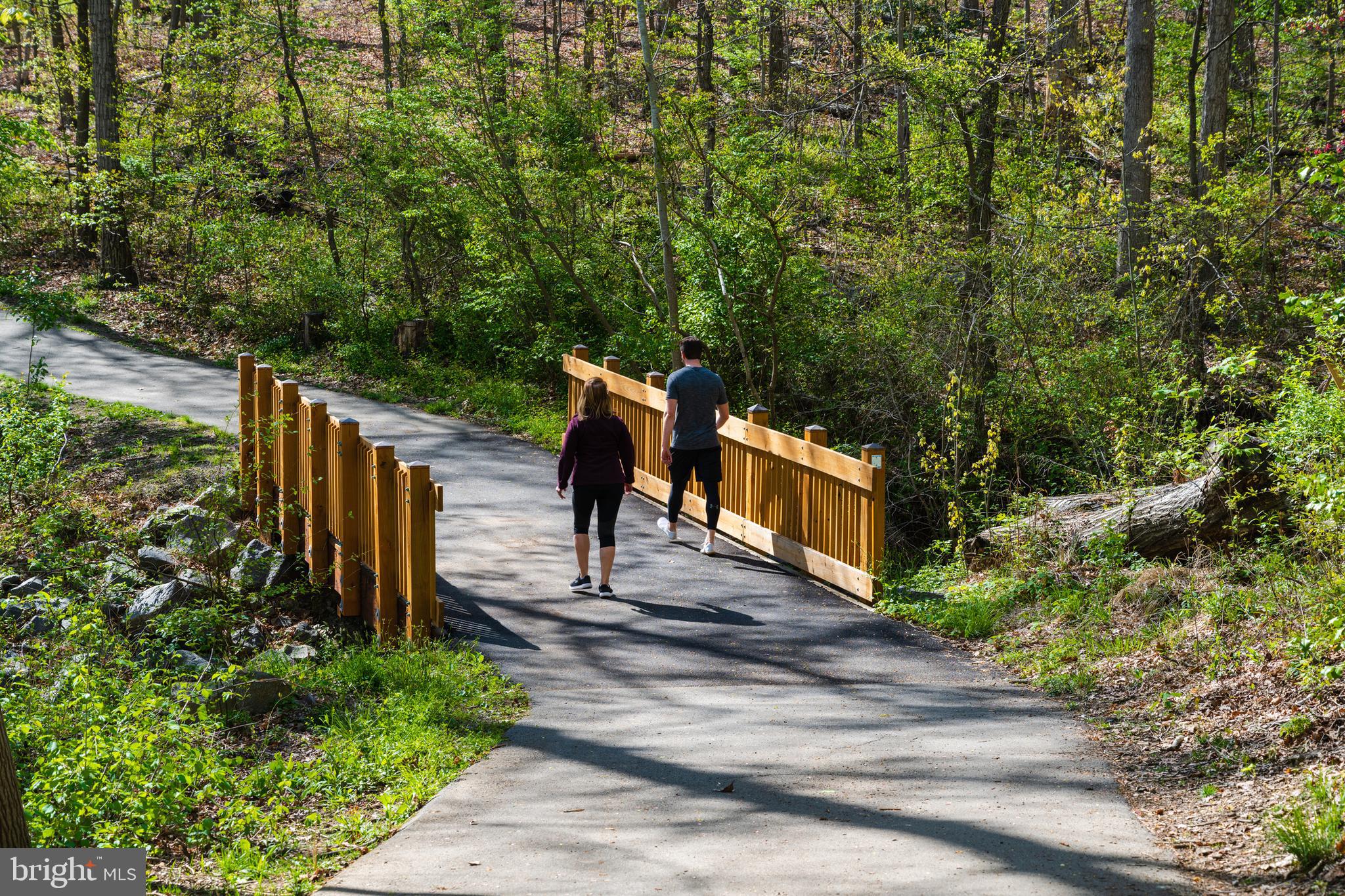 RESTON - Residential