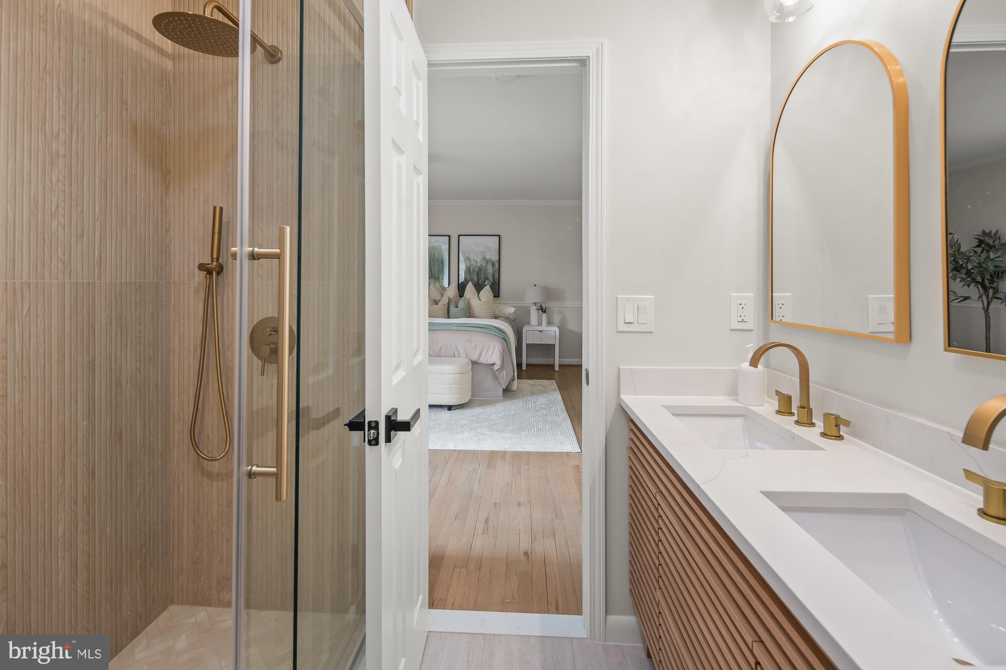 RESTON - Residential