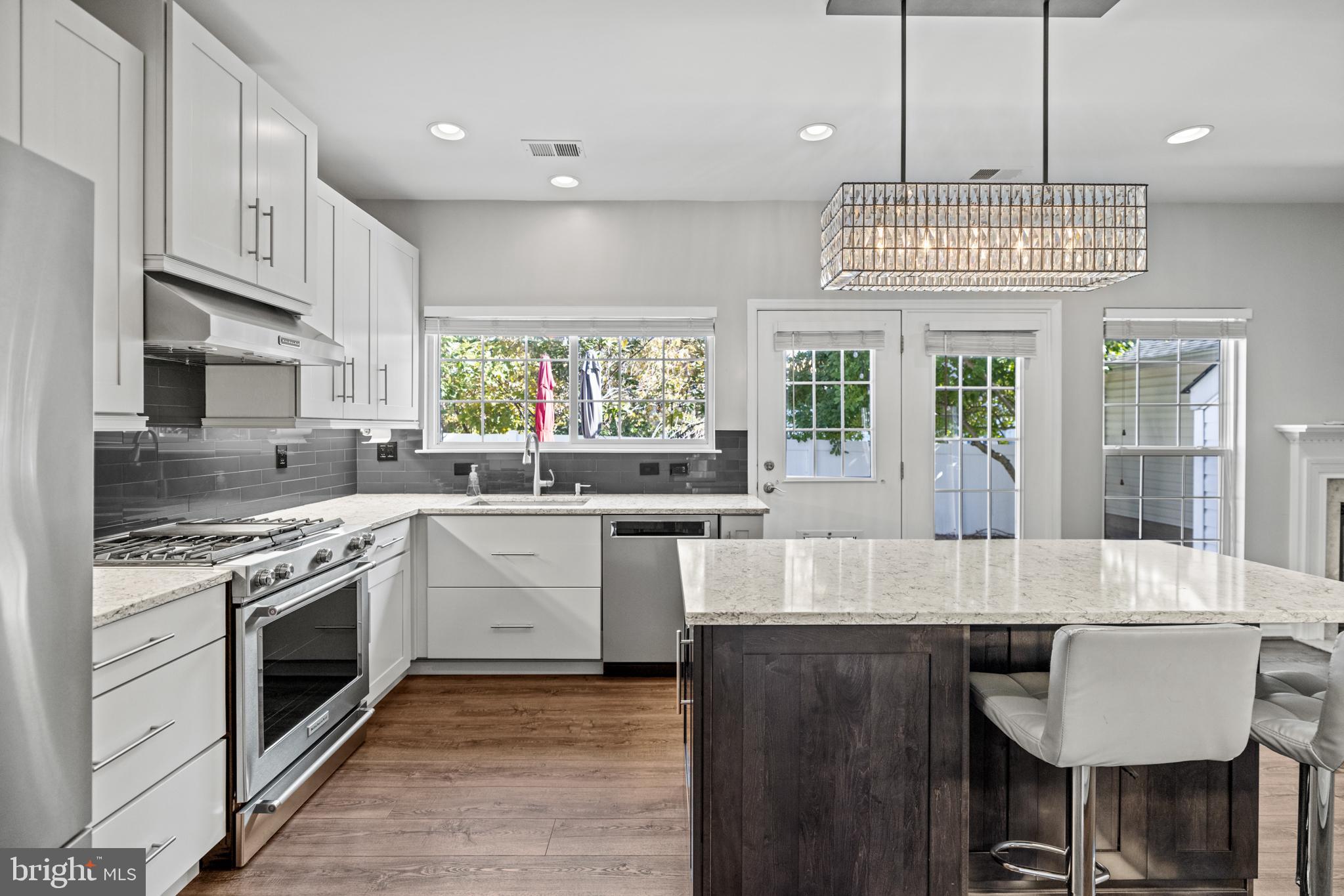 BROADLANDS - Residential Lease