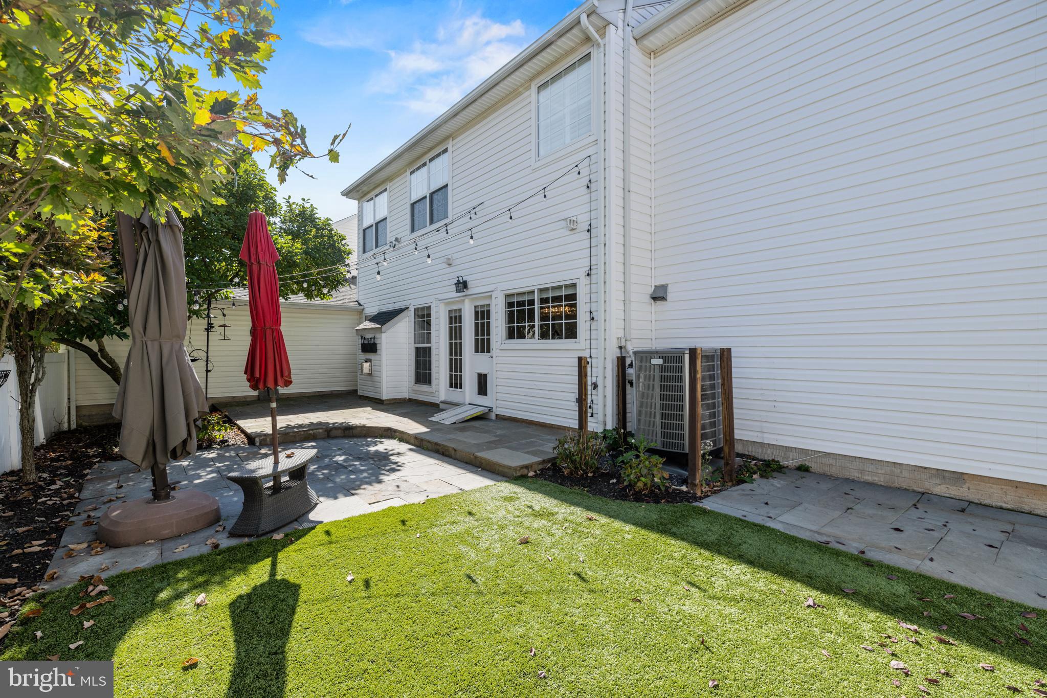 BROADLANDS - Residential Lease