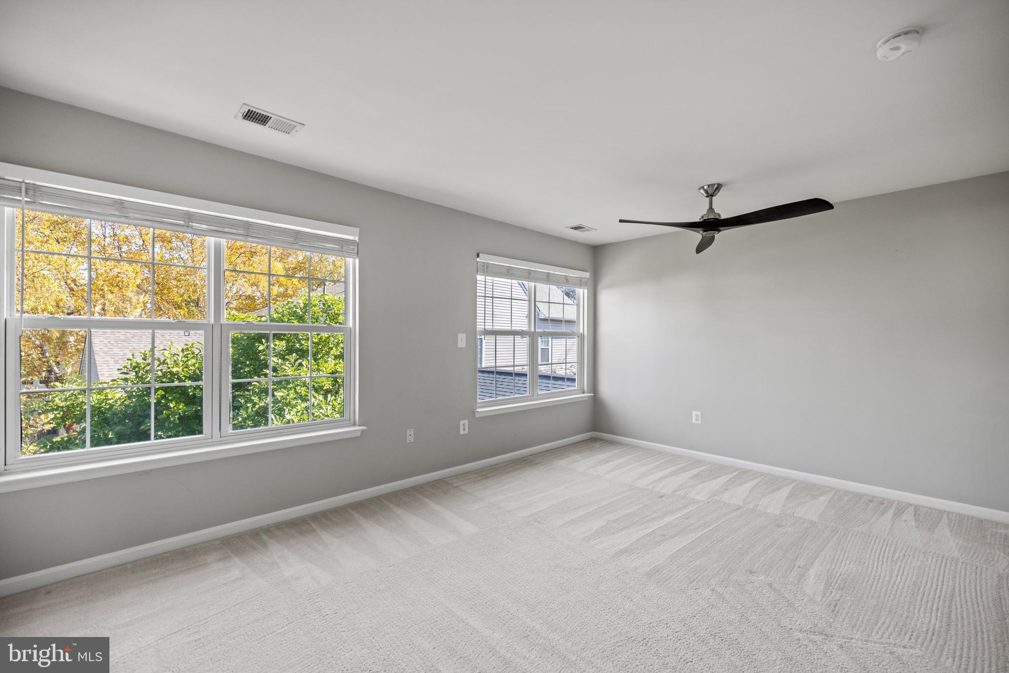 BROADLANDS - Residential Lease