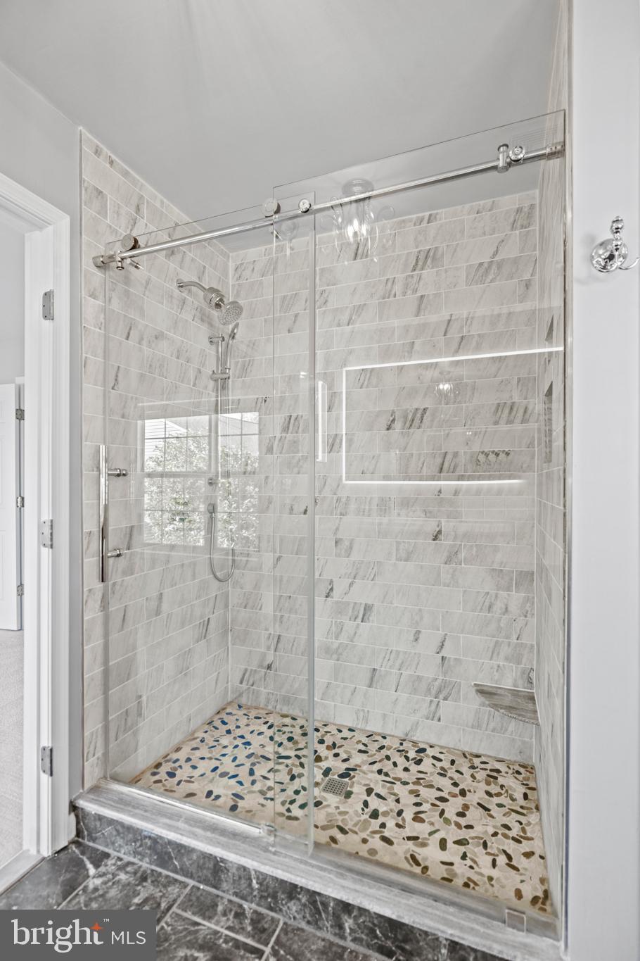 BROADLANDS - Residential Lease