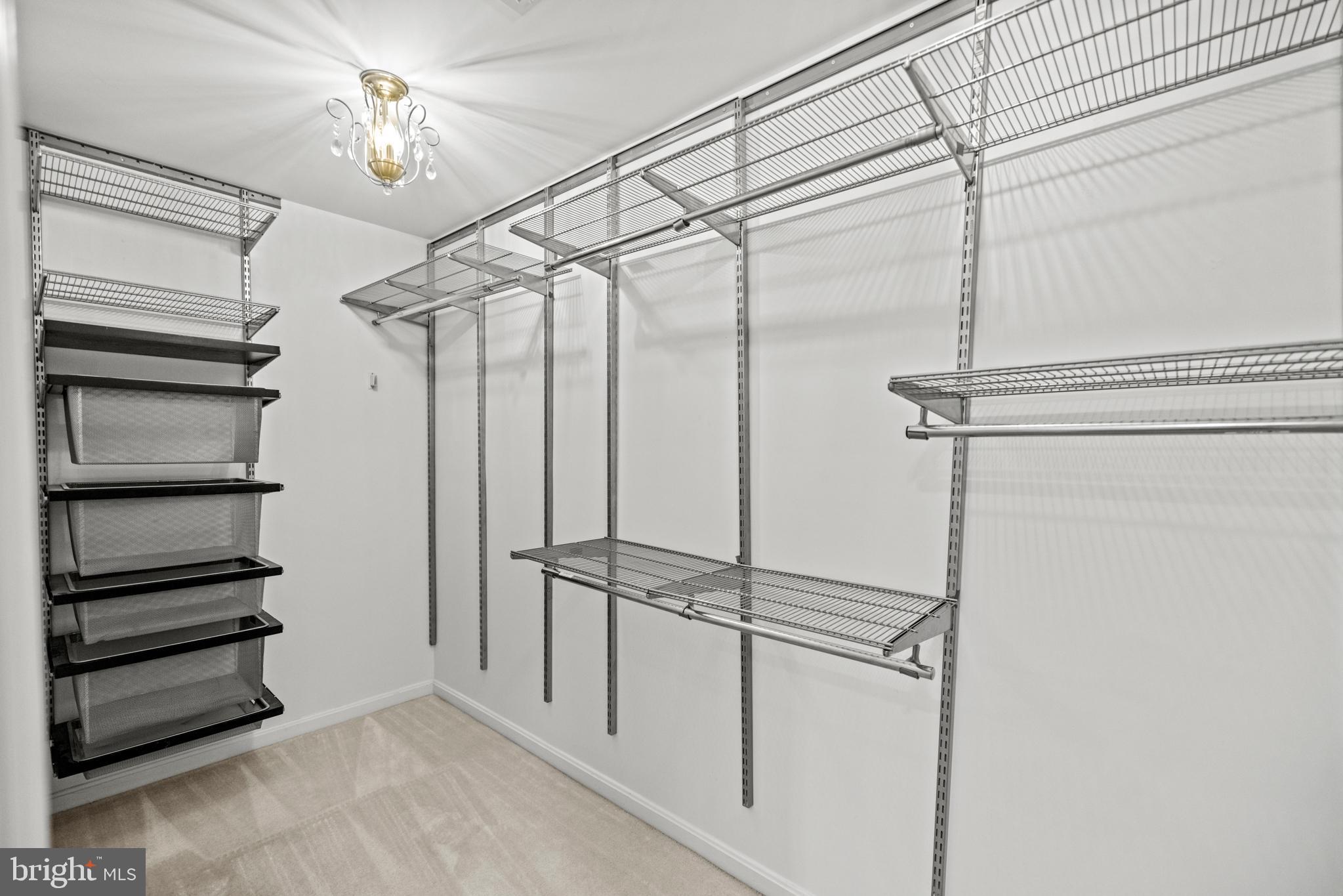 BROADLANDS - Residential Lease