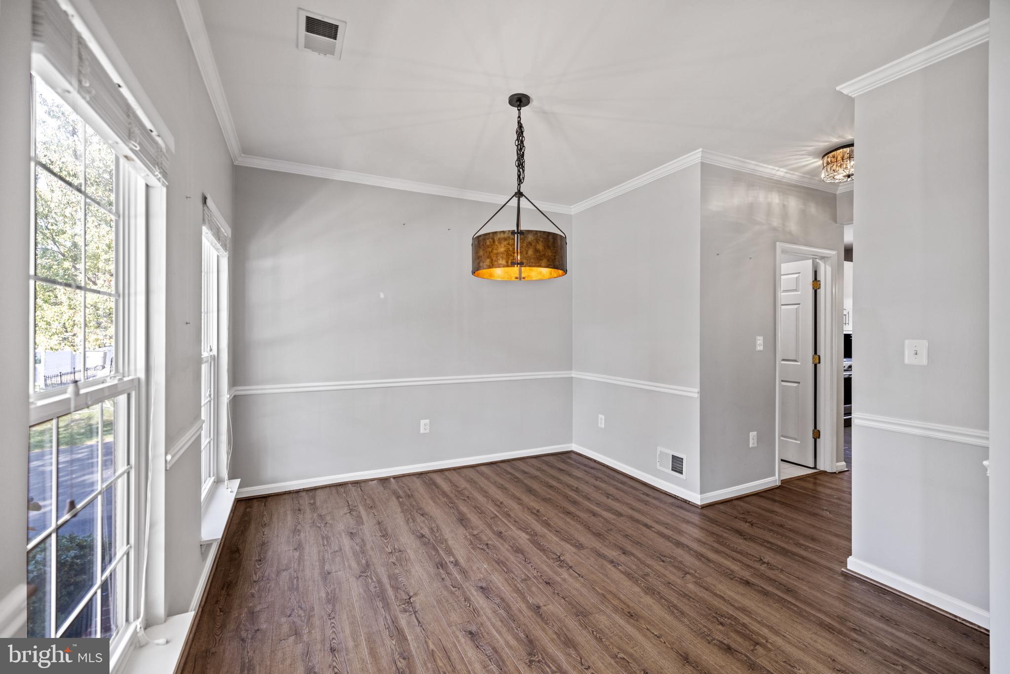 BROADLANDS - Residential Lease