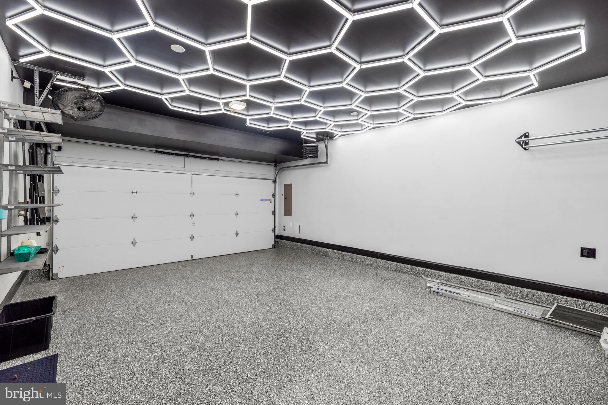 BROADLANDS - Residential Lease