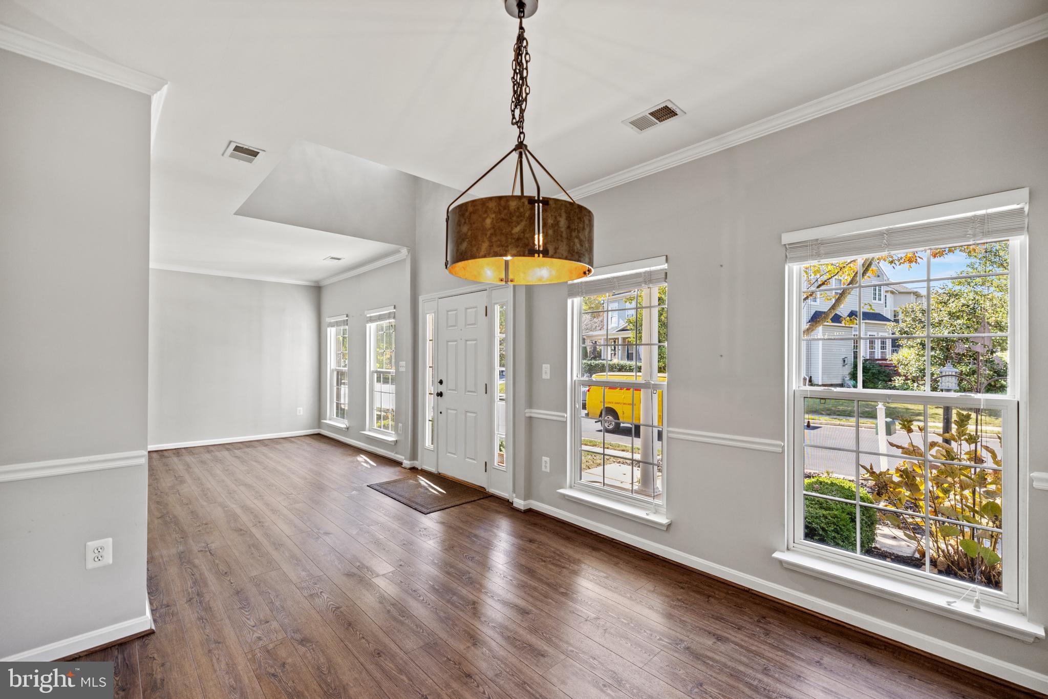 BROADLANDS - Residential Lease