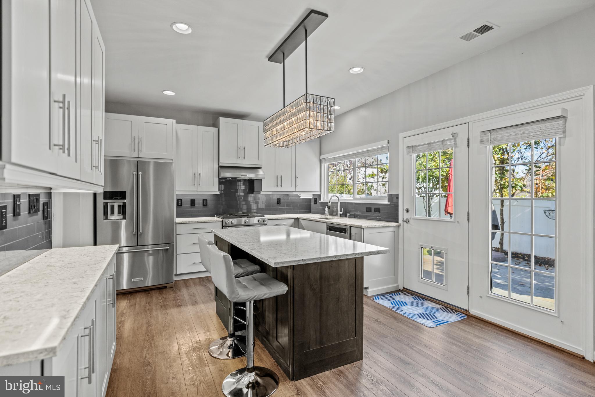 BROADLANDS - Residential Lease