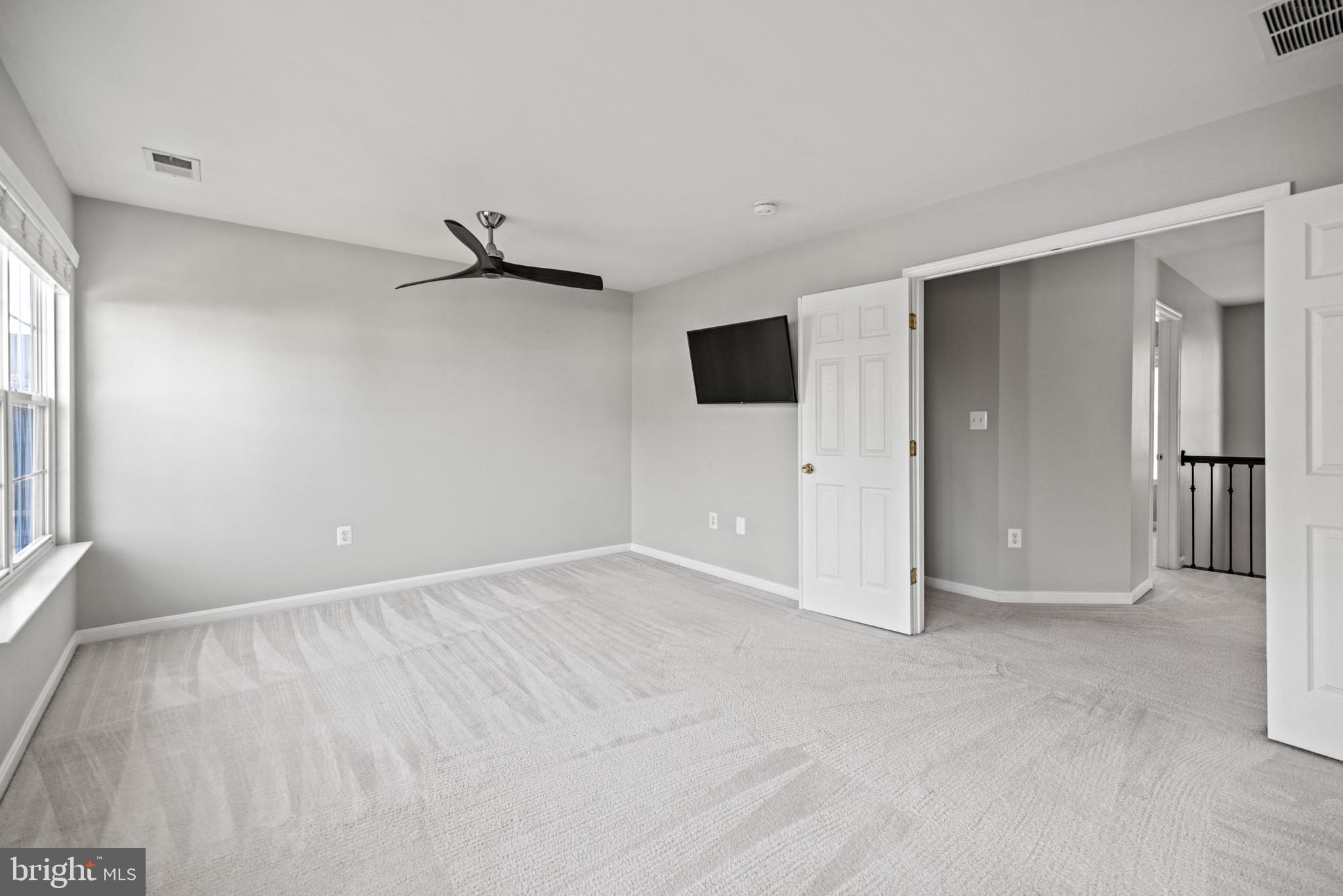 BROADLANDS - Residential Lease