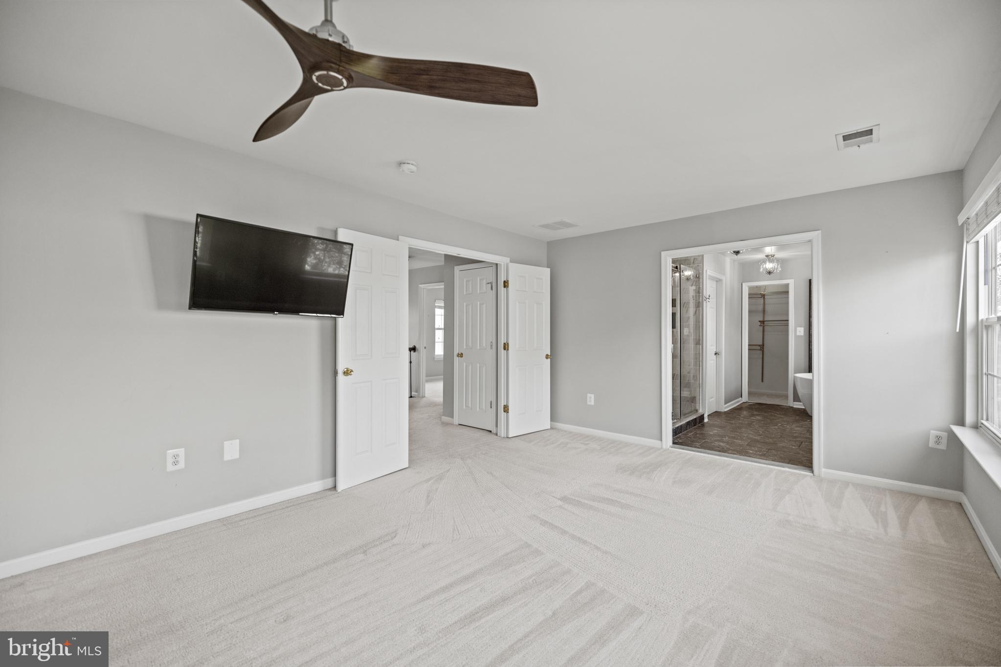 BROADLANDS - Residential Lease