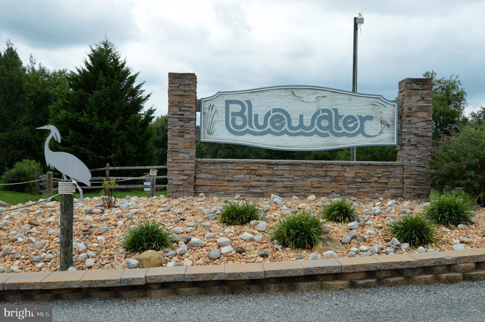 BLUE WATER - Residential