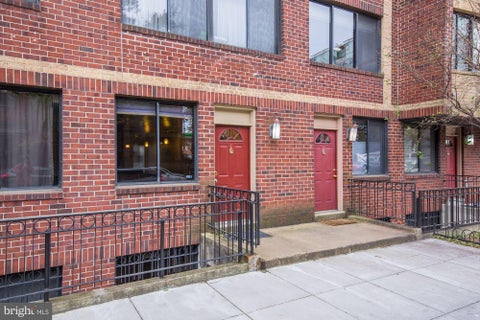 Condo For Sale - 1245 13th Street #101<br/> WASHINGTON, DC 20005
