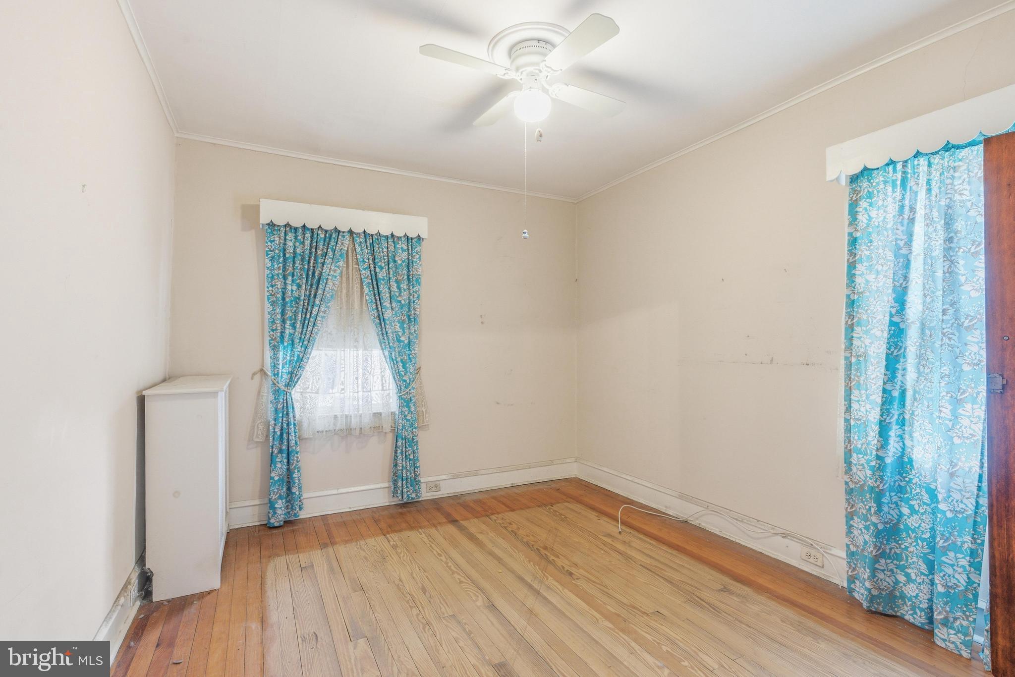 NORRISTOWN - Residential