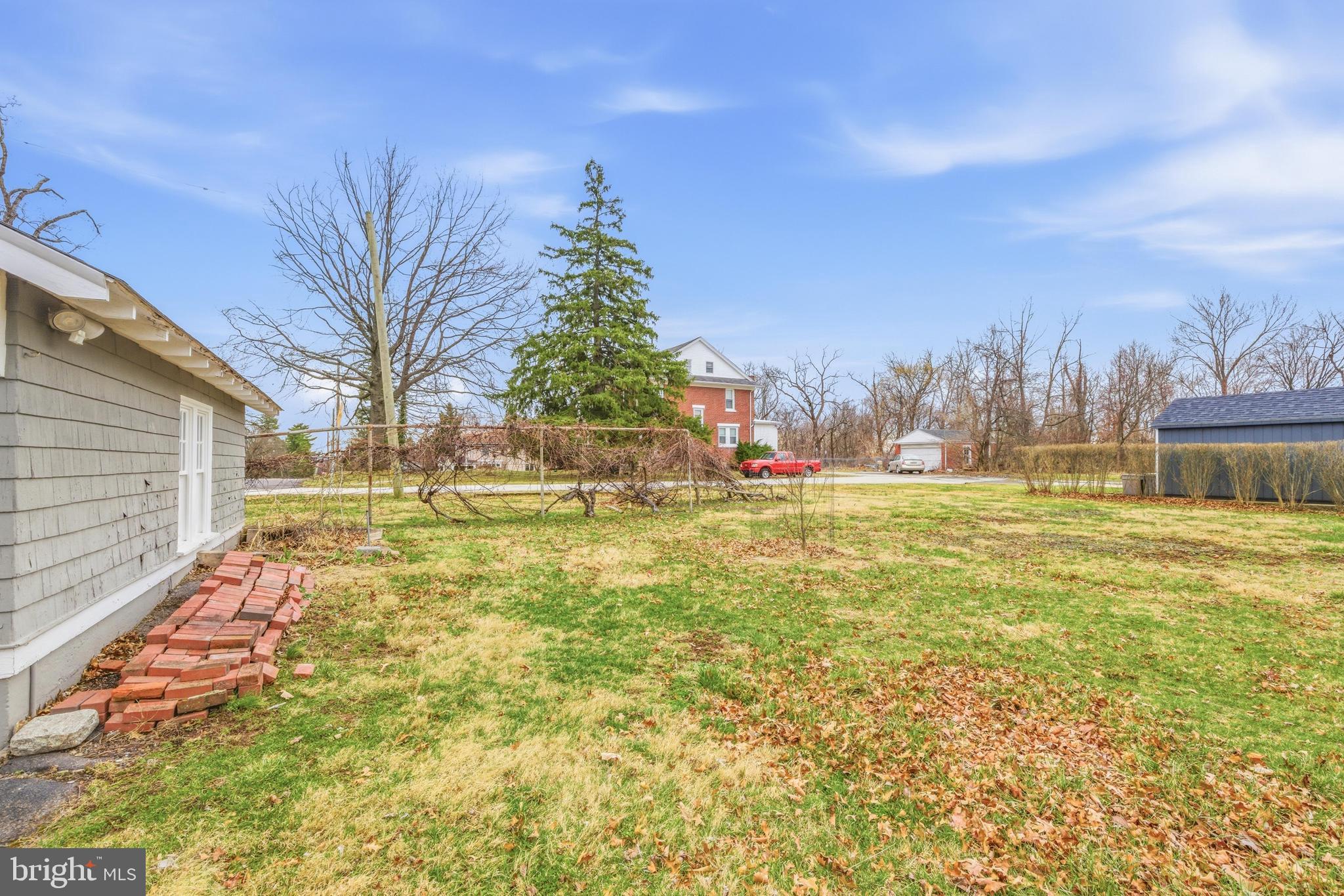 NORRISTOWN - Residential