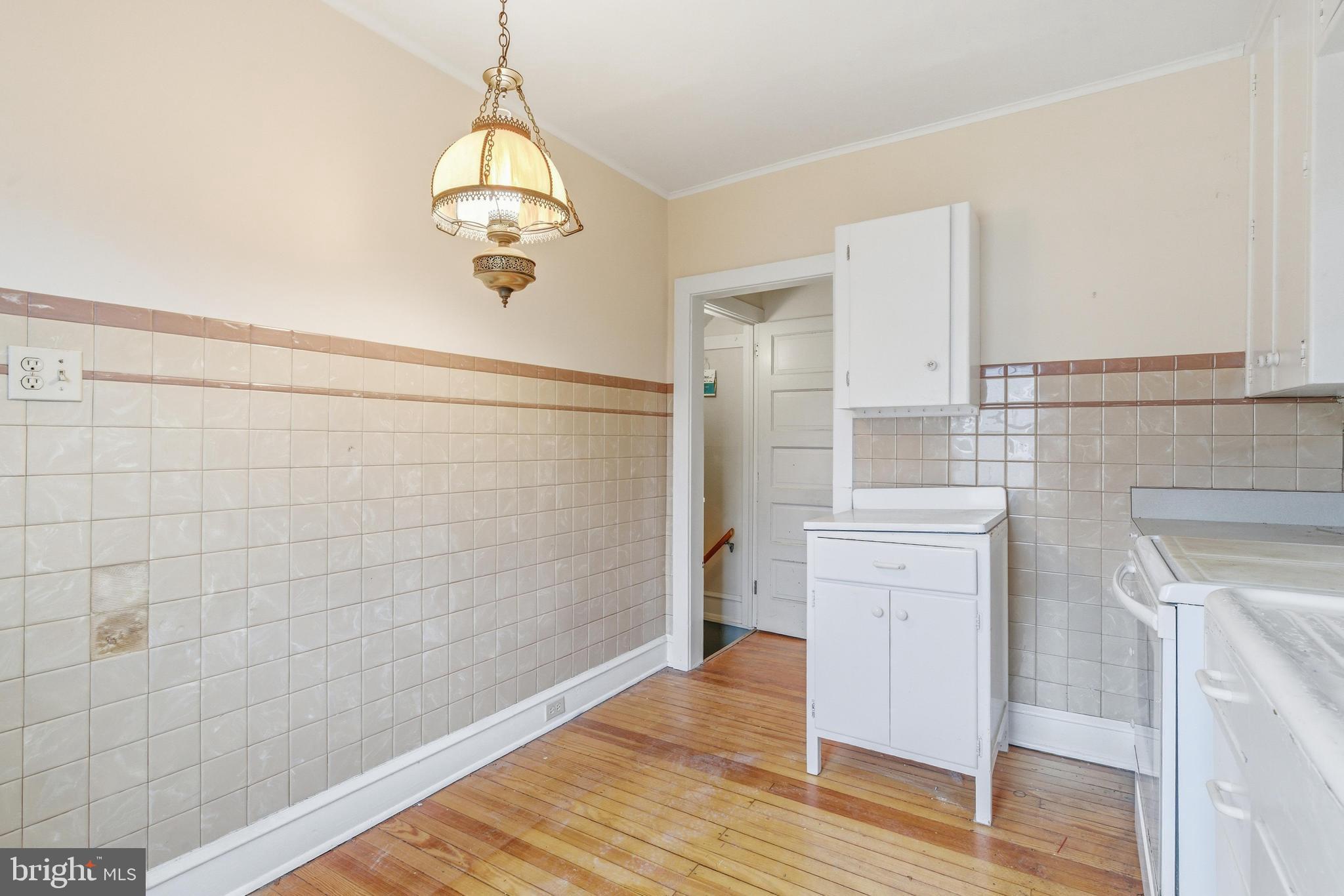 NORRISTOWN - Residential