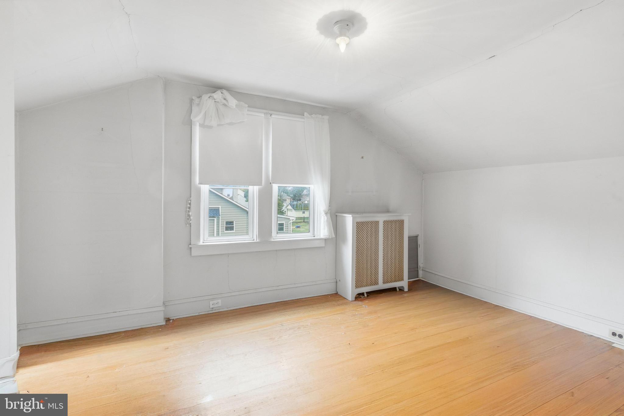 NORRISTOWN - Residential