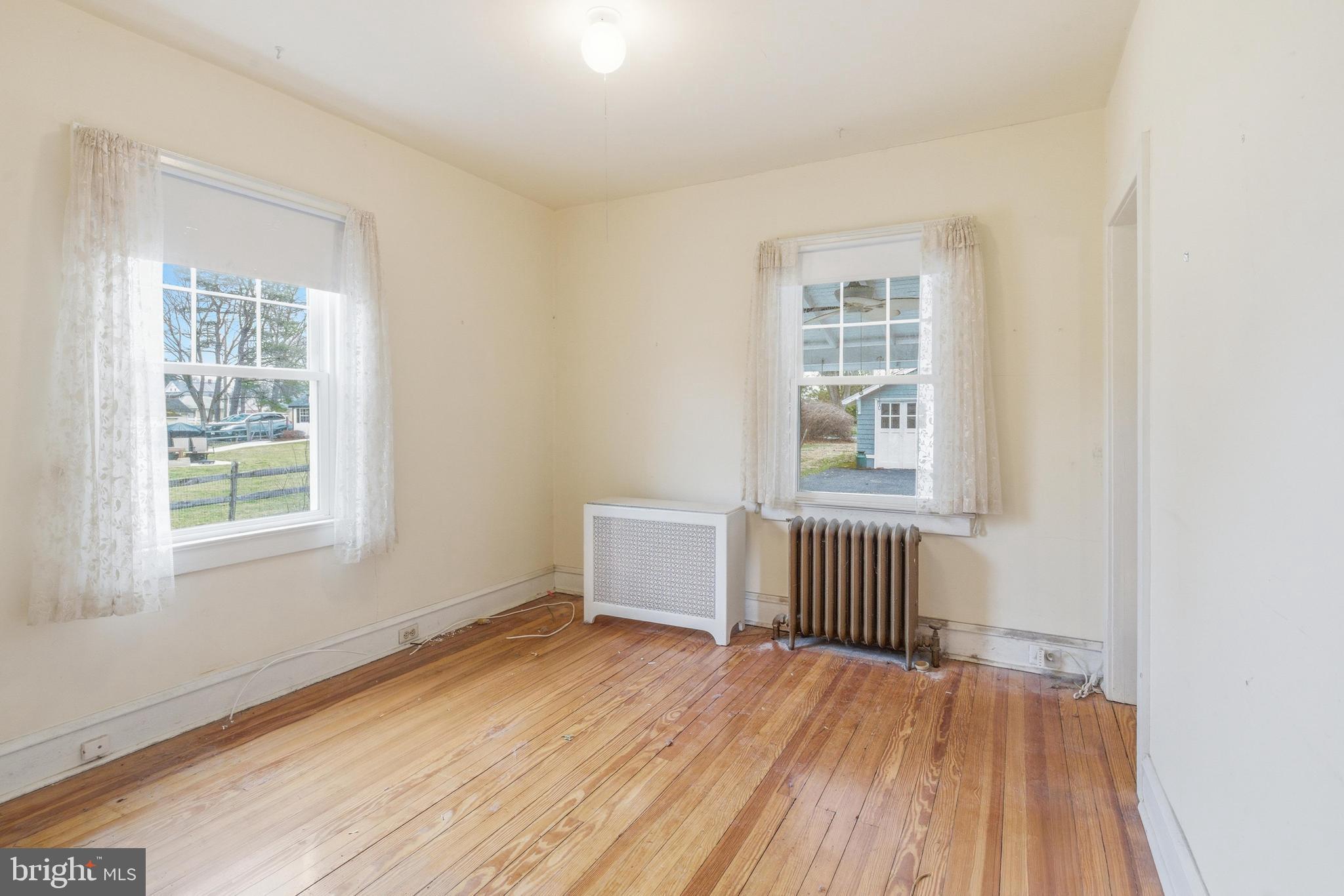 NORRISTOWN - Residential