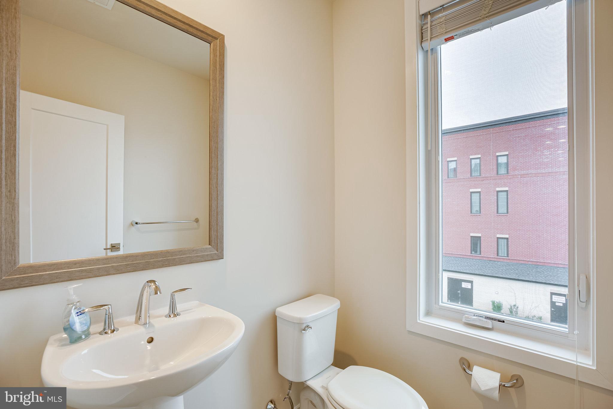 LOUDOUN VALLEY CARLISLE - Residential Lease