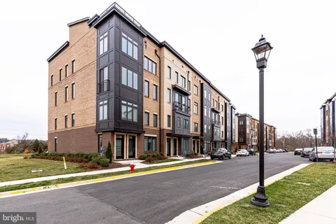 23518 Neersville Corner Terrace, Ashburn, VA MLS: VALO2089030