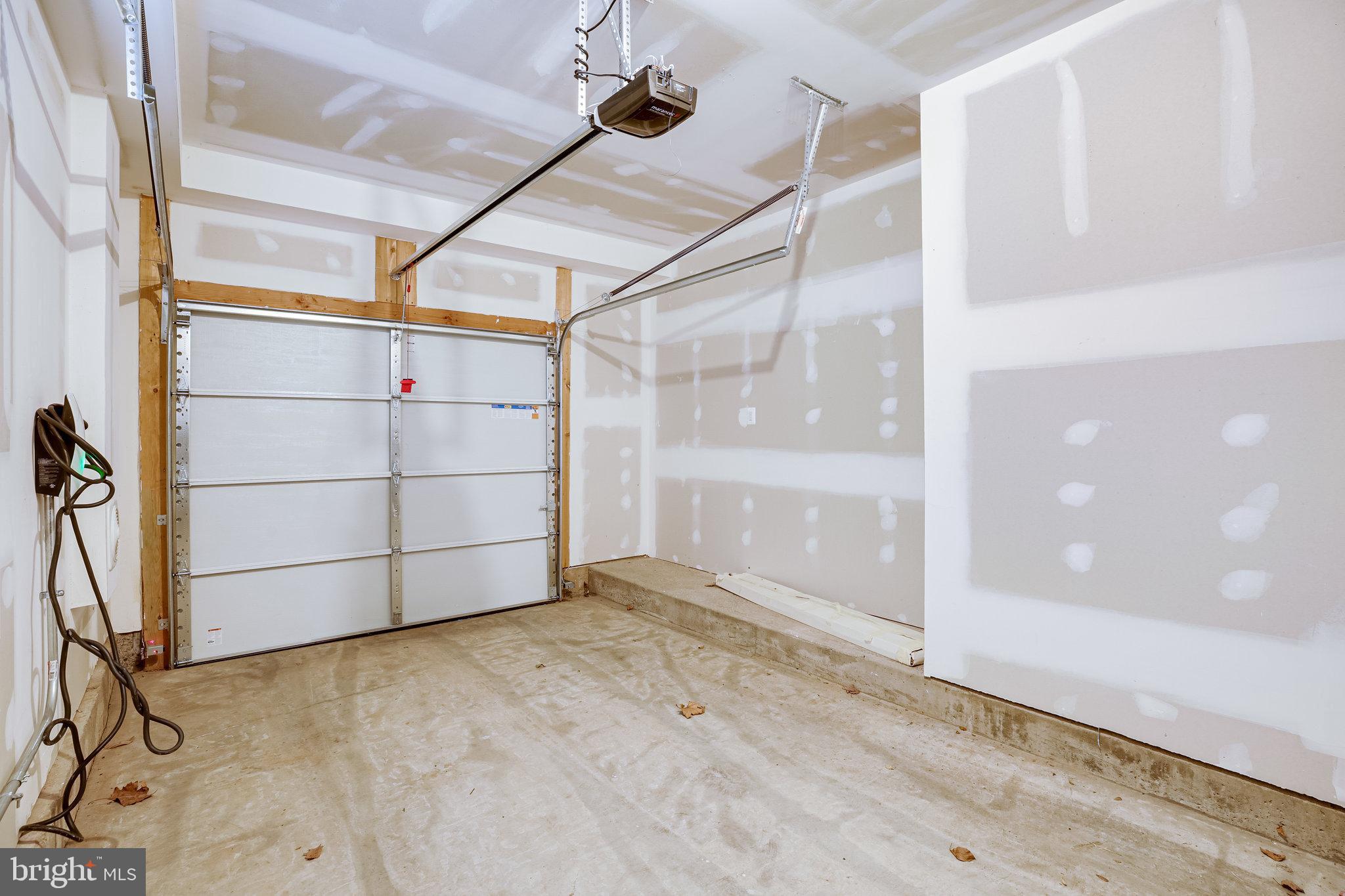 LOUDOUN VALLEY CARLISLE - Residential Lease