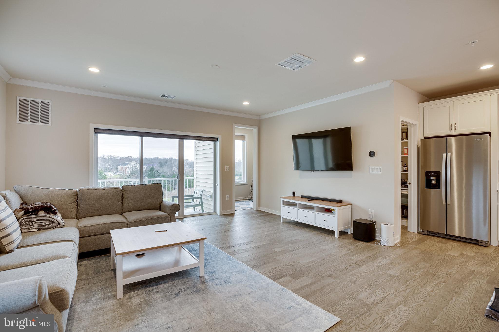 LOUDOUN VALLEY CARLISLE - Residential Lease