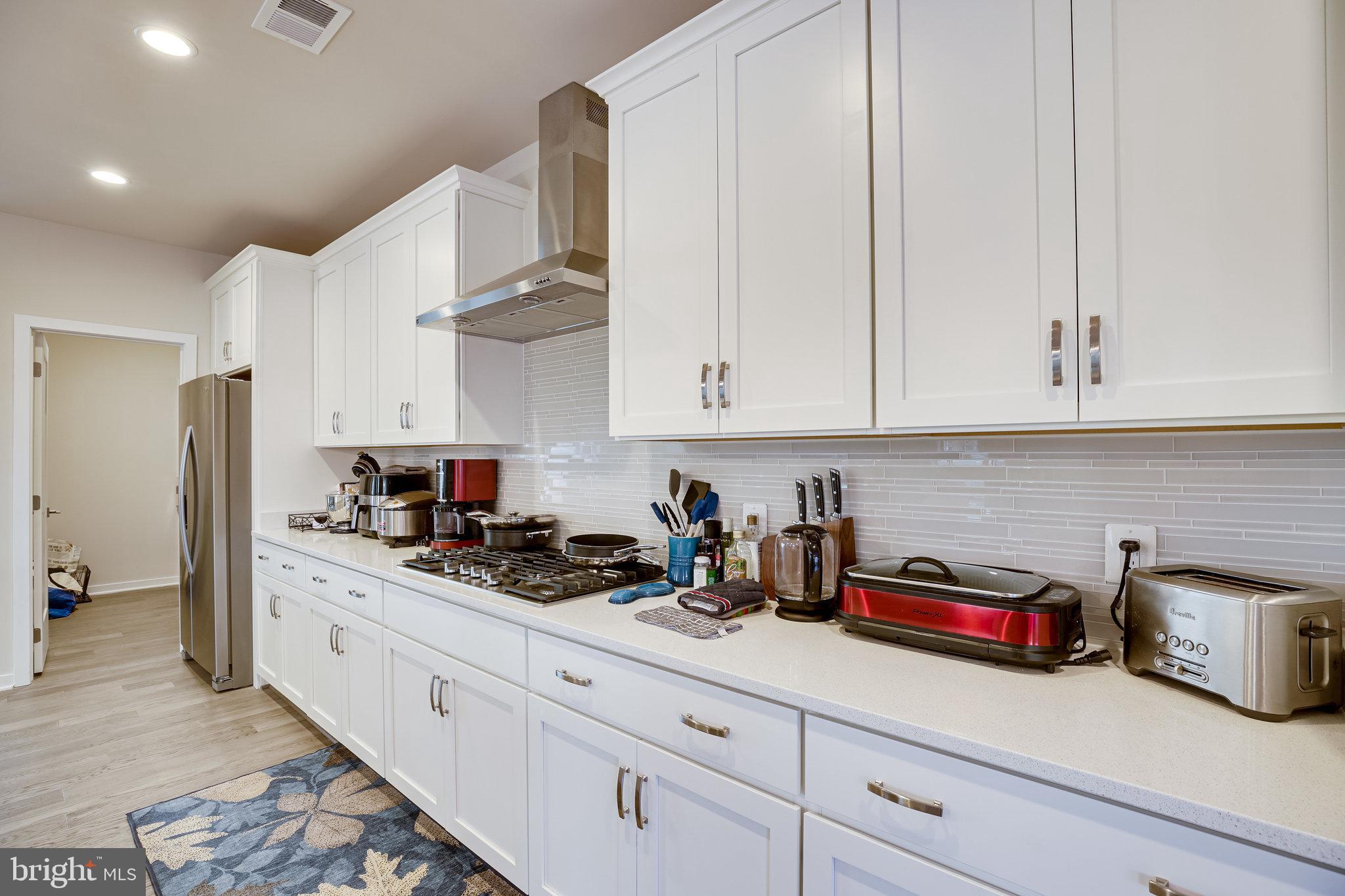 LOUDOUN VALLEY CARLISLE - Residential Lease