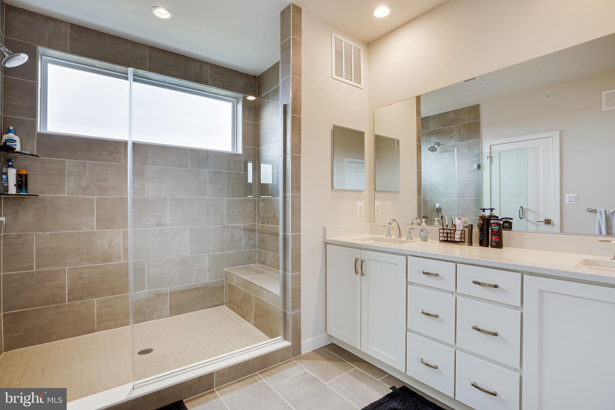 LOUDOUN VALLEY CARLISLE - Residential Lease