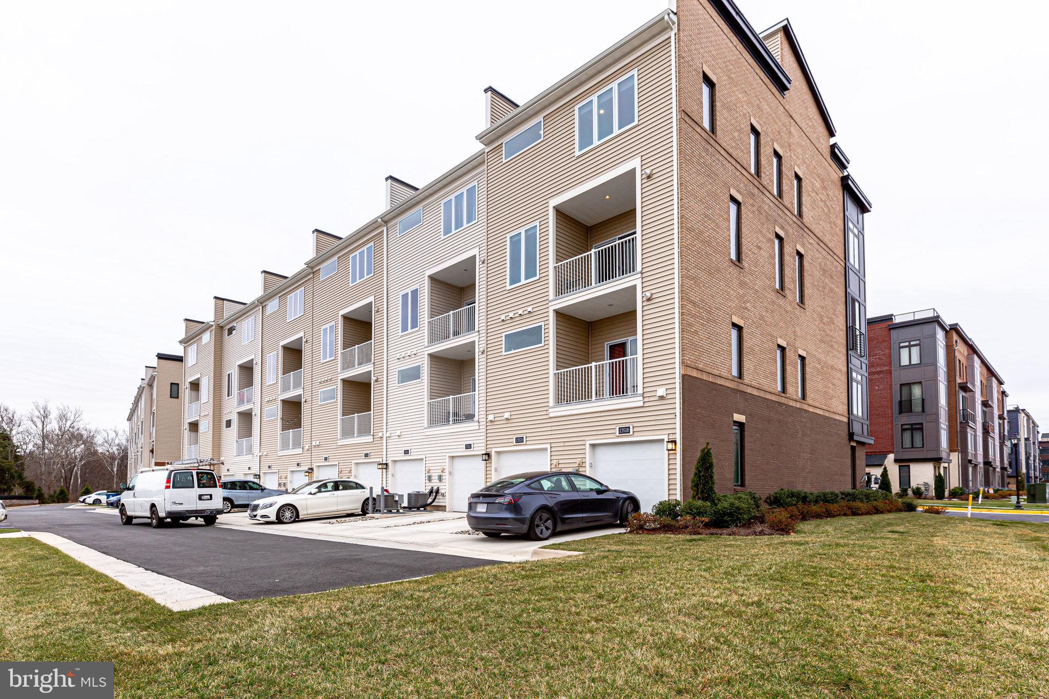 LOUDOUN VALLEY CARLISLE - Residential Lease