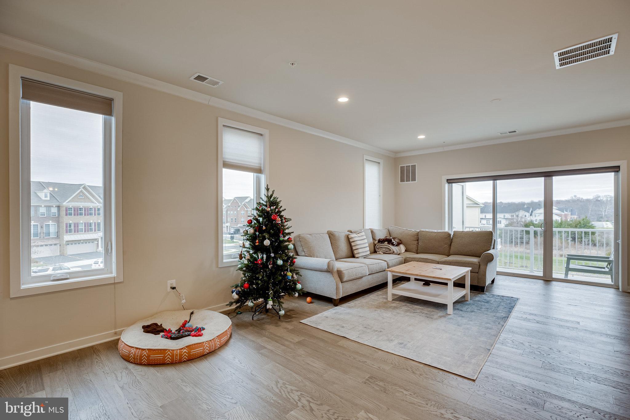 LOUDOUN VALLEY CARLISLE - Residential Lease