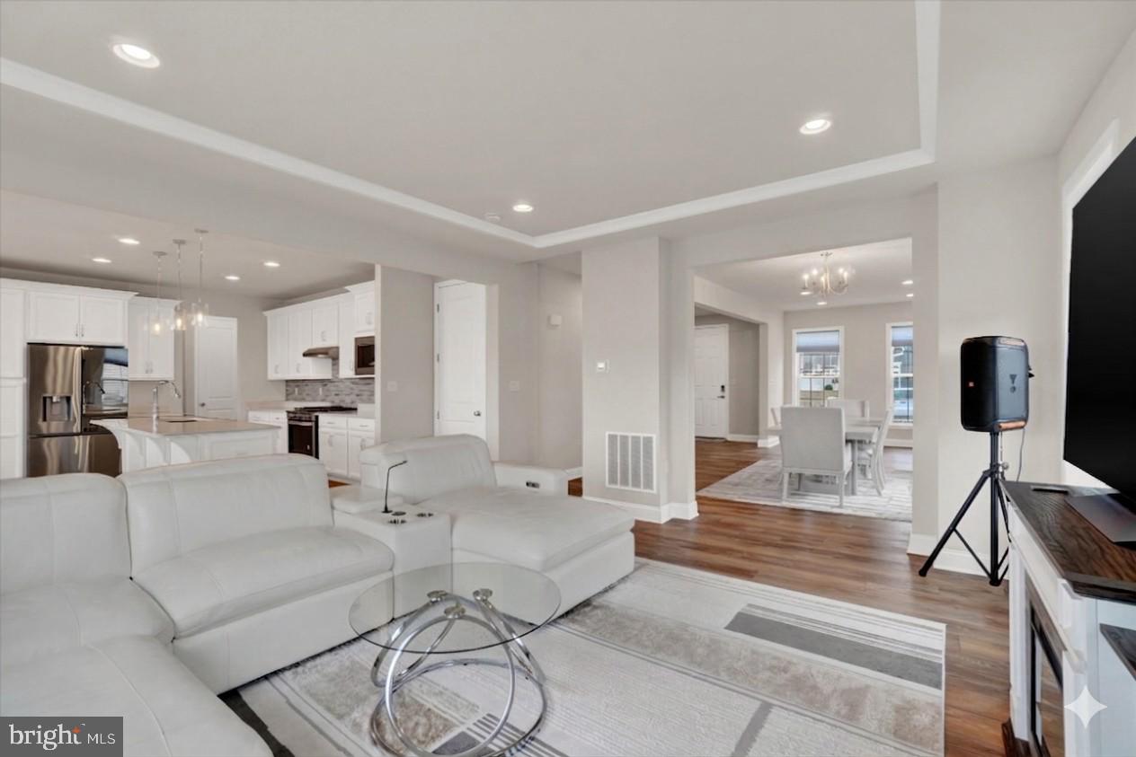 TATTERSALL - Residential