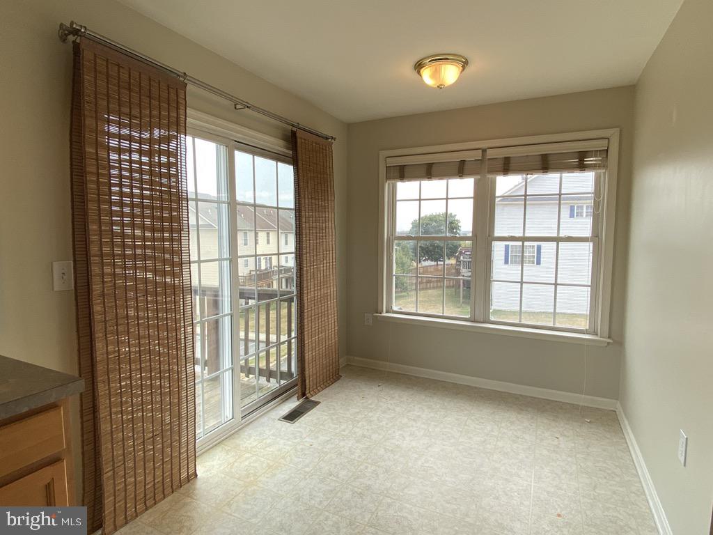 HAMMONDS MILL - Residential Lease