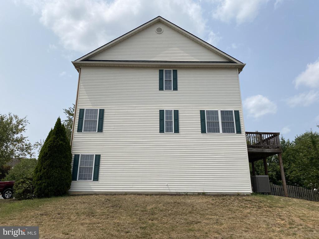 HAMMONDS MILL - Residential Lease