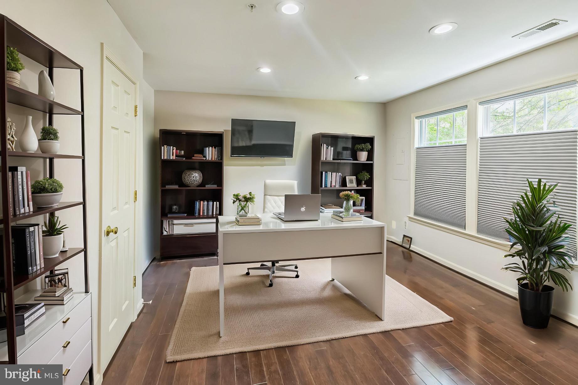 SUMMERFIELD AT RIVER HILL - Residential Lease