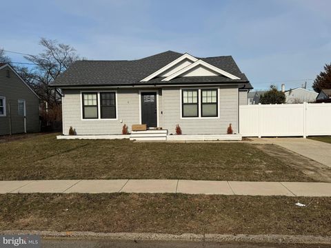 Photo of 9 Woodbine Avenue, MAPLE SHADE, NJ 08052 (MLS # NJBL2103868)