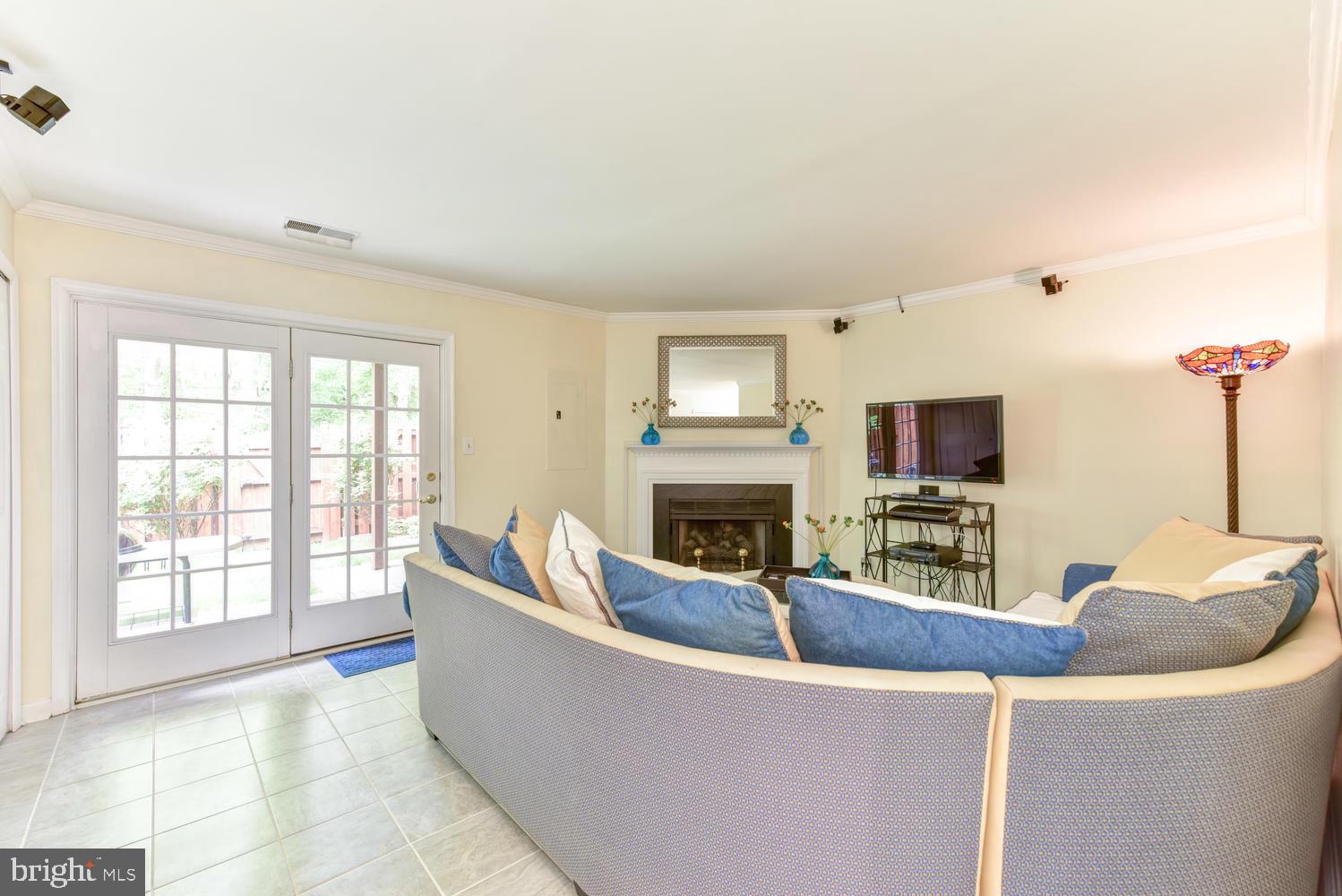 QUAKER HILL - Residential